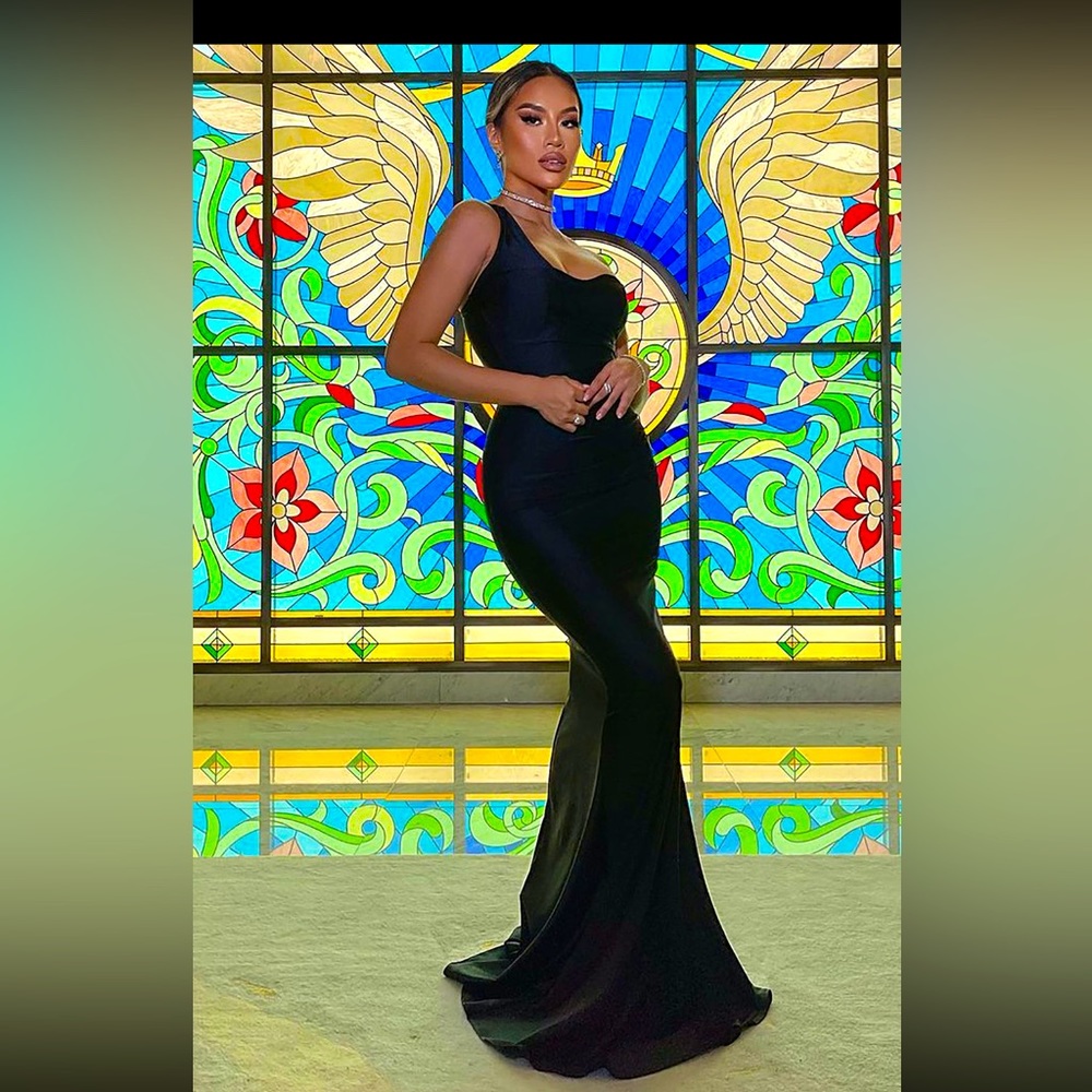 Fashion Nova Maxi Dress